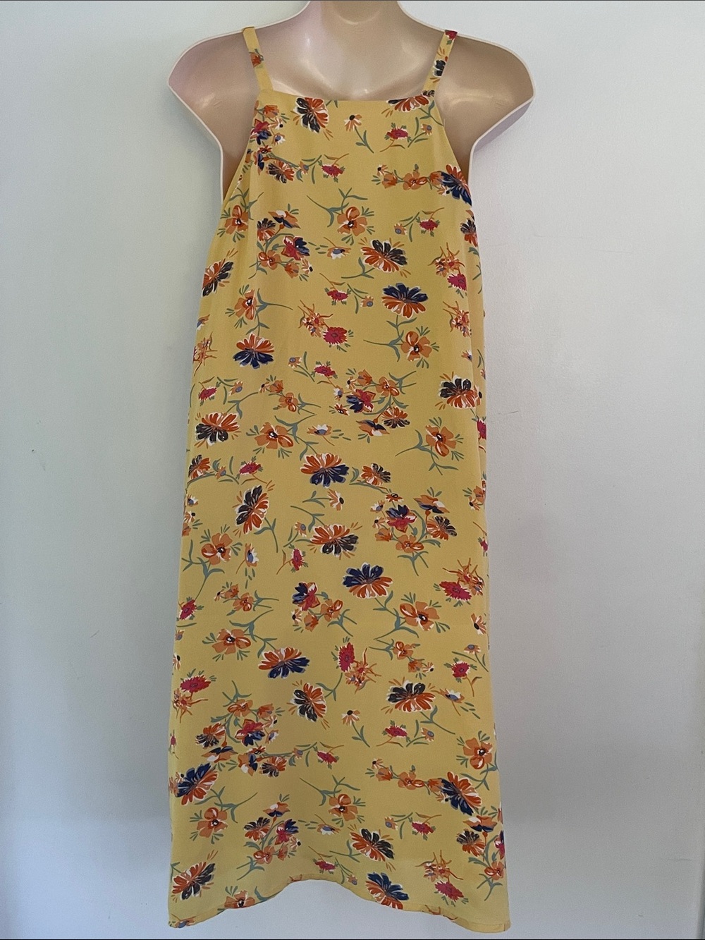 Lucy & Laurel sleeveless vibrant yellow Floral Print Sundress - Picture 9 of 11